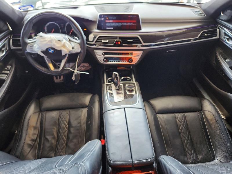 2019 BMW 740 I — Фото 8 из 12