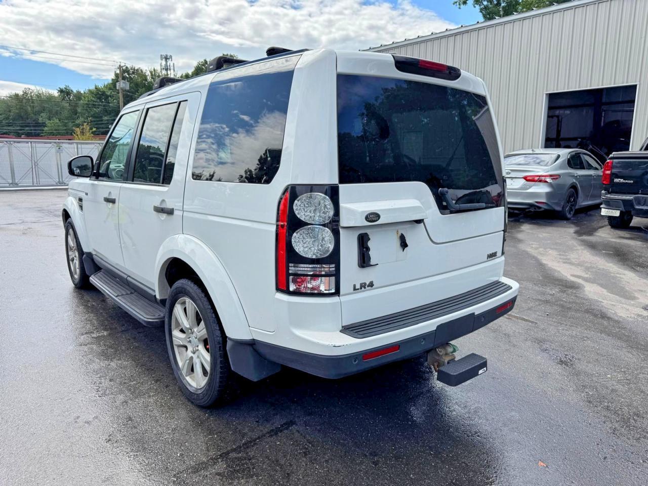 2016 LAND ROVER LR4 HSE — Фото 2 из 13