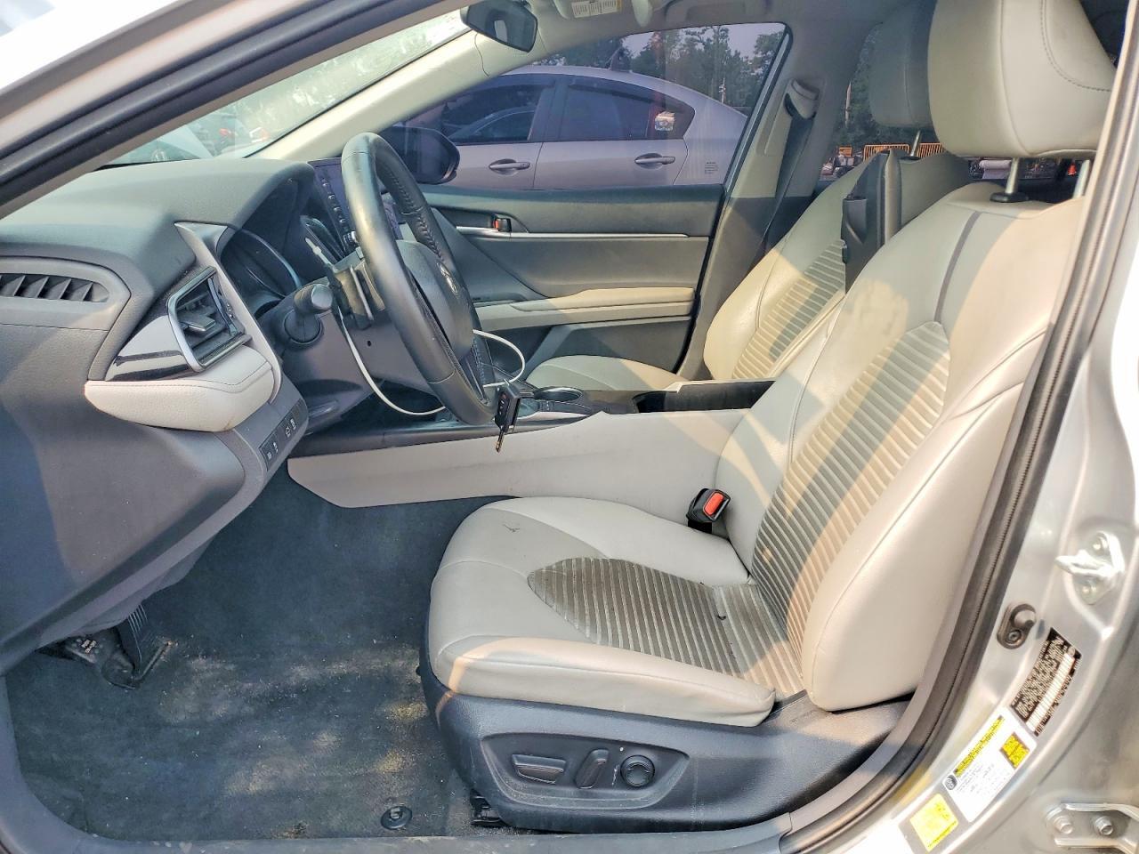 2022 TOYOTA CAMRY SE — Фото 7 из 12