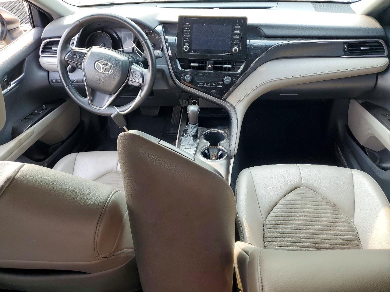 2022 TOYOTA CAMRY SE — Фото 8 из 12