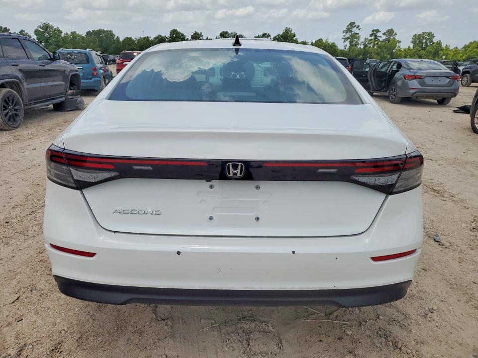 2025 HONDA ACCORD SE — Фото 6 из 12