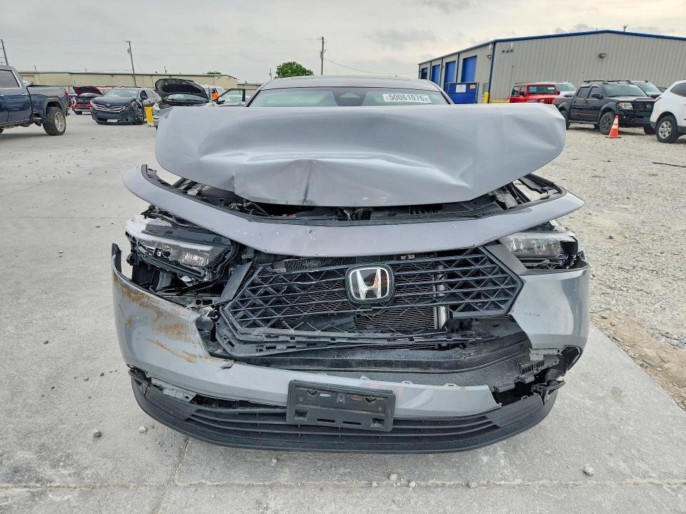 2025 HONDA ACCORD SE — Фото 5 из 13