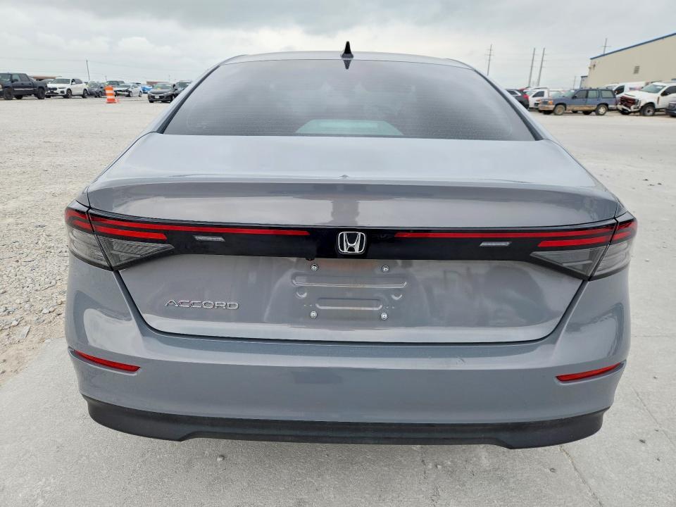 2025 HONDA ACCORD SE — Фото 6 из 13