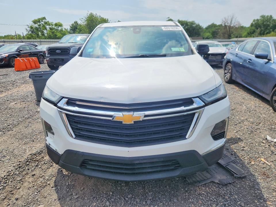 2022 CHEVROLET TRAVERSE LS — Фото 5 из 13