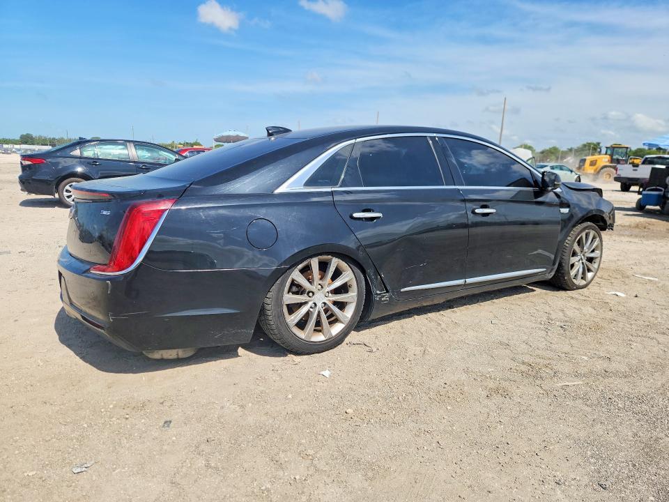 2019 CADILLAC XTS — Фото 3 из 13