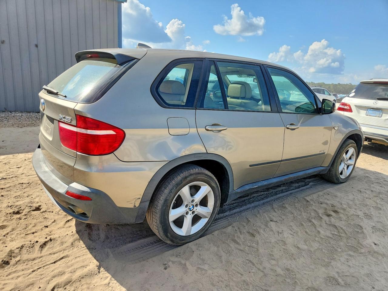 2010 BMW X5 XDRIVE30I — Фото 3 из 13
