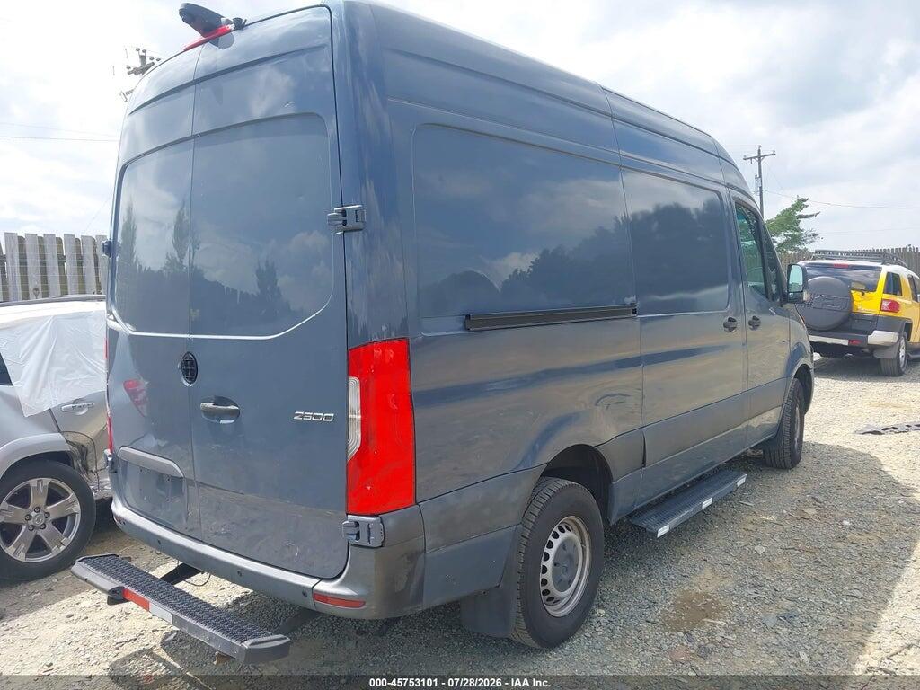 WD4PF0CD7KP092851 2019 MERCEDES-BENZ SPRINTER 2500 photo no. 4