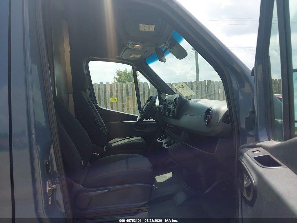WD4PF0CD7KP092851 2019 MERCEDES-BENZ SPRINTER 2500 photo no. 5