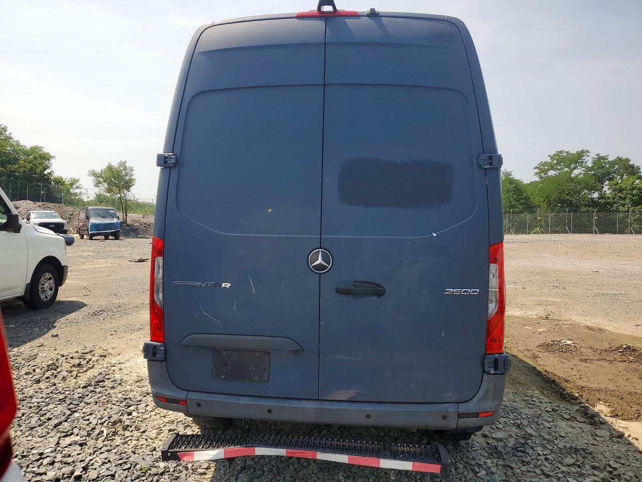 2019 MERCEDES-BENZ SPRINTER 2500/3500 DELIVERY VAN — Фото 6 из 13