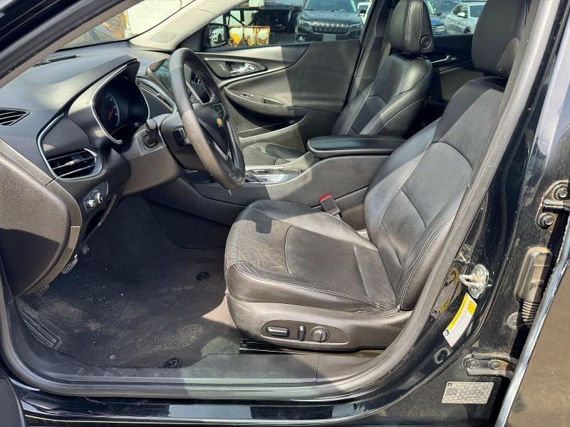 2019 CHEVROLET MALIBU LT — Фото 12 из 13