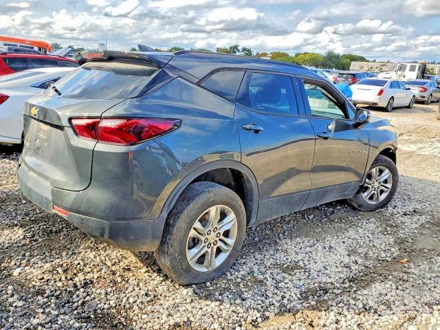 2019 CHEVROLET BLAZER 1LT — Фото 3 из 13
