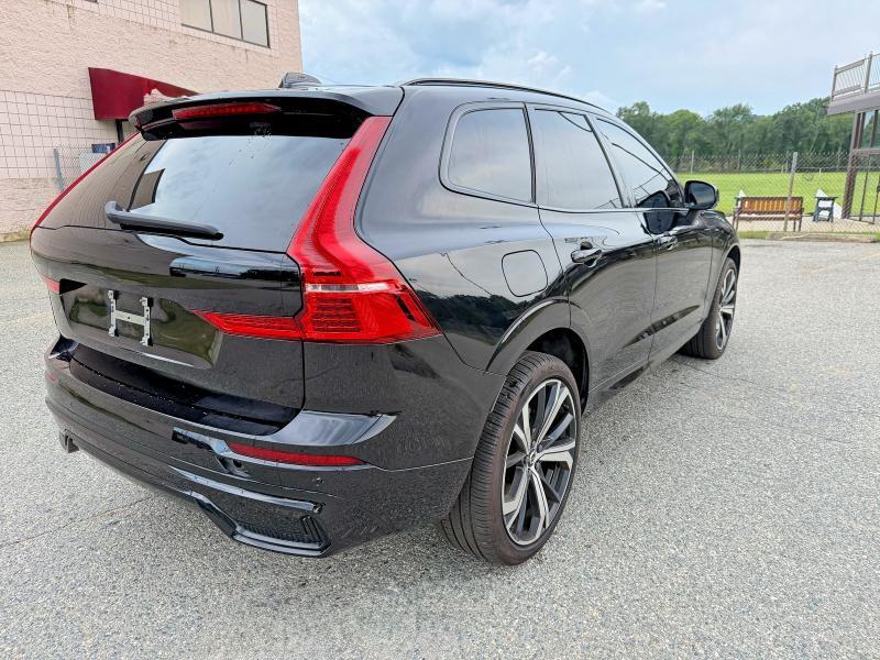2024 VOLVO XC60 ULTIMATE — Фото 4 из 14