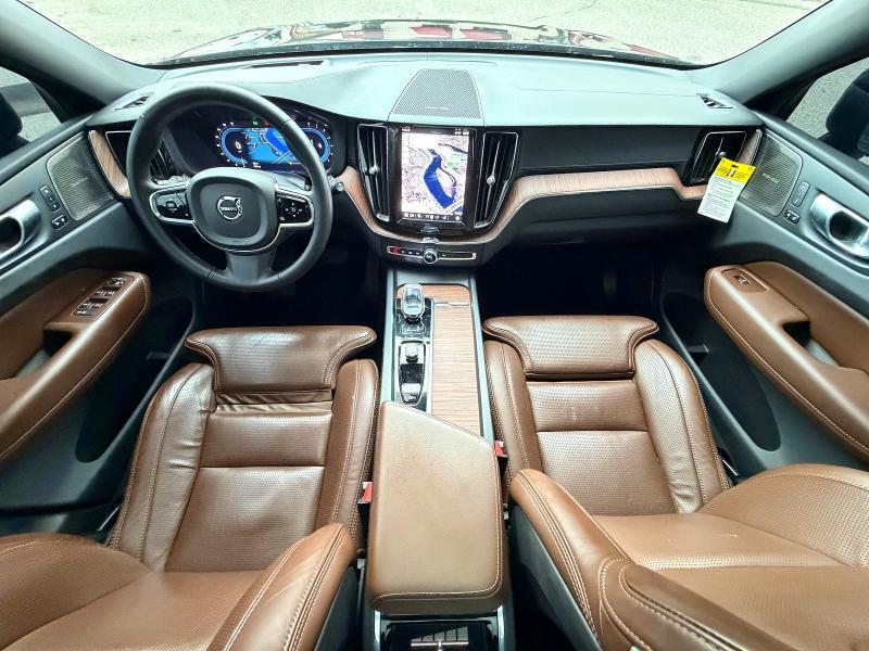 2024 VOLVO XC60 ULTIMATE — Фото 9 из 14