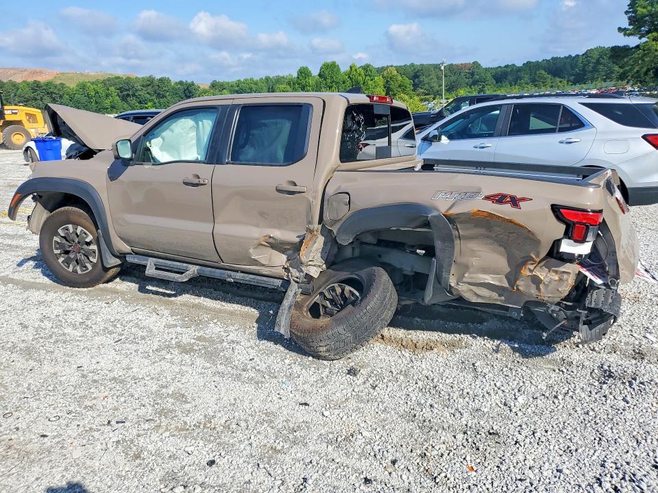 2024 NISSAN FRONTIER PRO-4X — Фото 2 из 12
