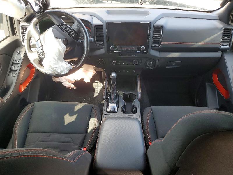 2024 NISSAN FRONTIER PRO-4X — Фото 8 из 12