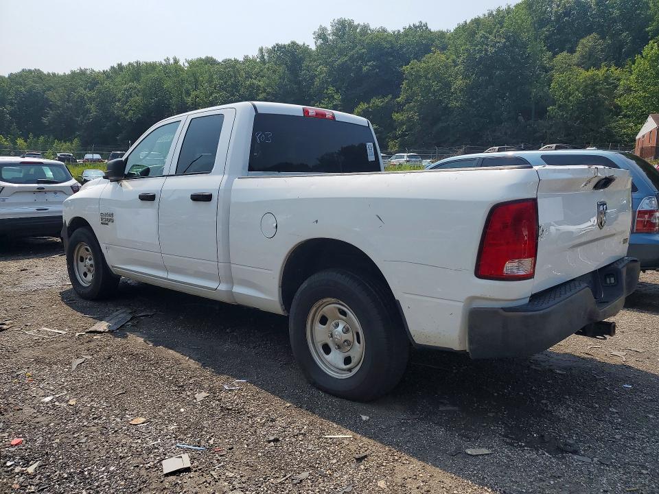 2019 RAM 1500 CLASSIC TRADESMAN — Фото 2 из 12