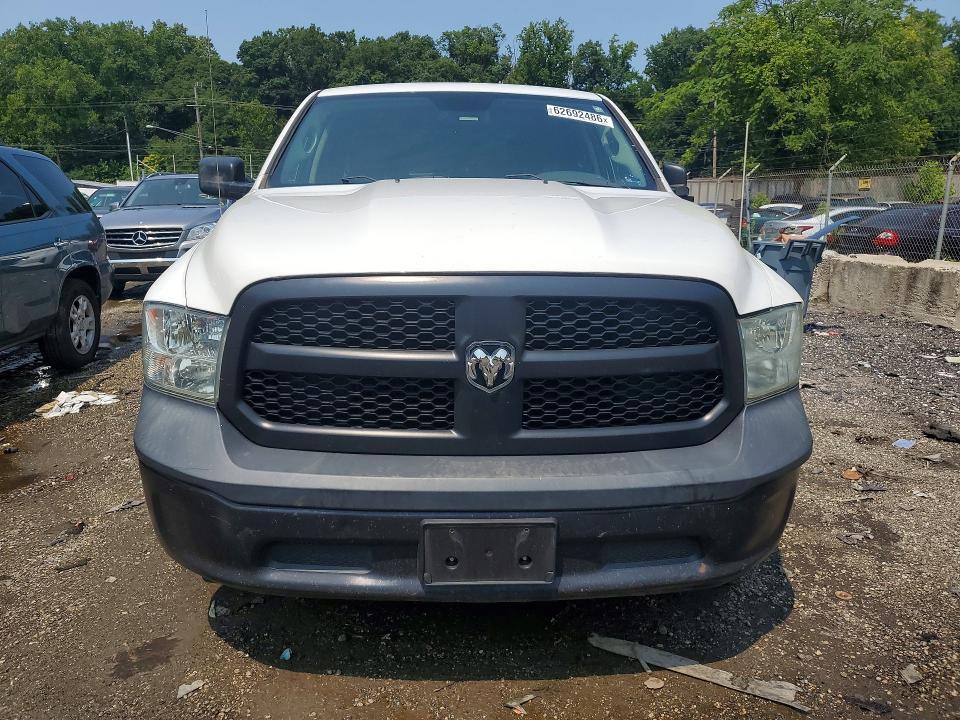 2019 RAM 1500 CLASSIC TRADESMAN — Фото 5 из 12