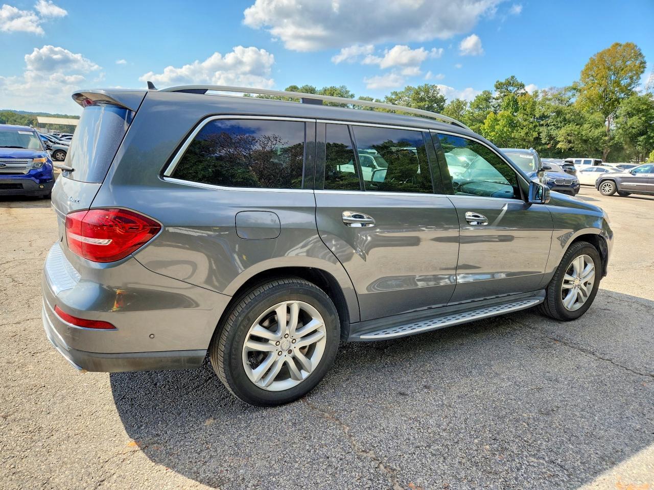 2017 MERCEDES-BENZ GLS 450 4MATIC — Фото 3 из 13