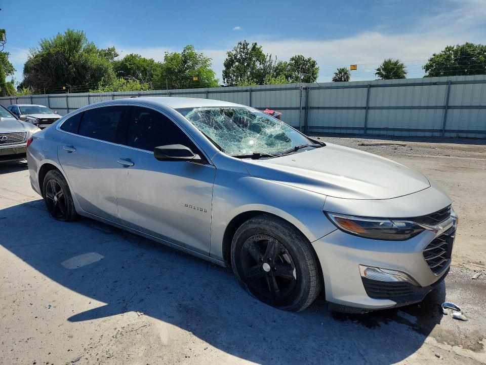 2019 CHEVROLET MALIBU — Фото 4 из 12