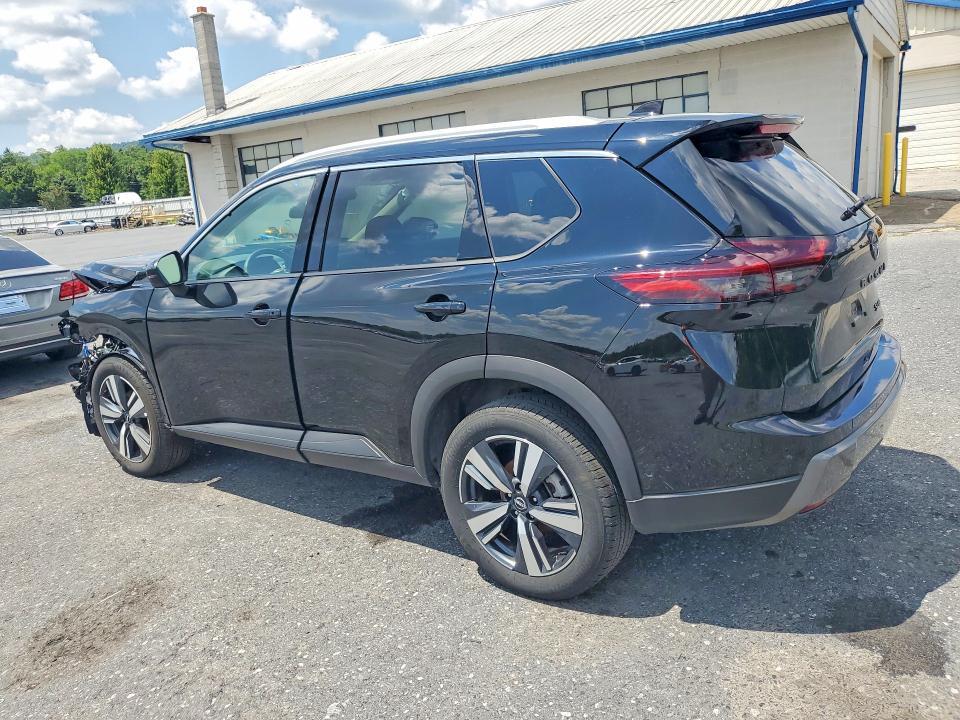 2026 NISSAN ROGUE SL — Фото 2 из 13