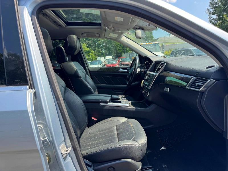 2016 MERCEDES-BENZ GL 450 4MATIC — Фото 8 из 13