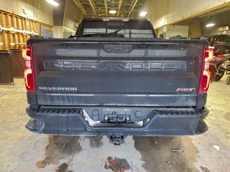 2019 CHEVROLET SILVERADO K1500 RST — Фото 6 из 12