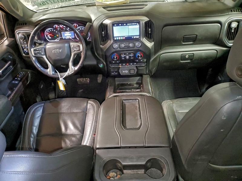 2019 CHEVROLET SILVERADO K1500 RST — Фото 8 из 12