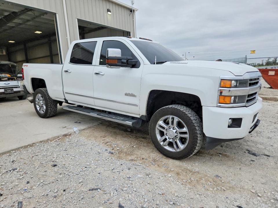 2019 CHEVROLET SILVERADO K2500 HIGH COUNTRY — Фото 4 из 12