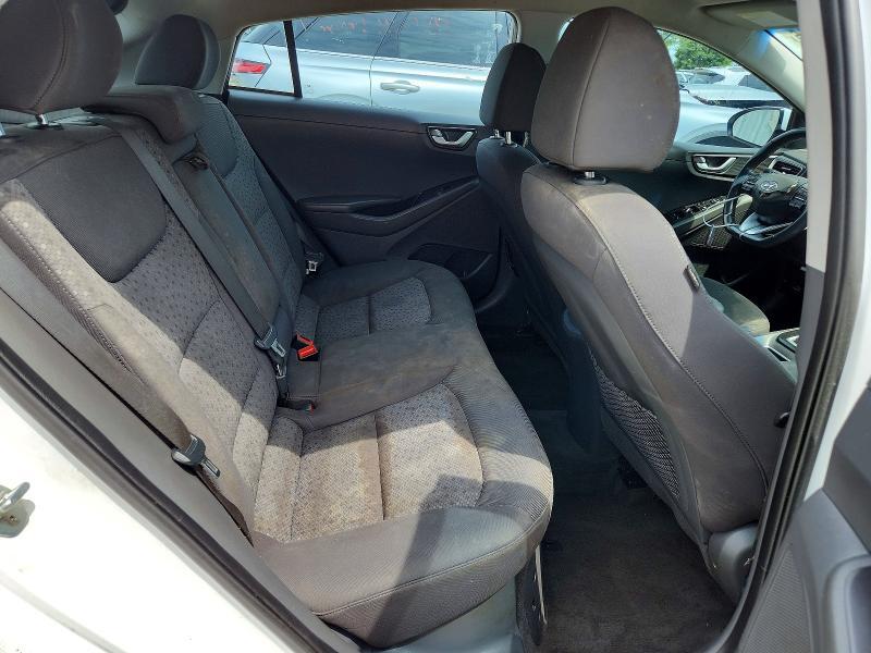 2017 HYUNDAI IONIQ SEL — Фото 10 из 12