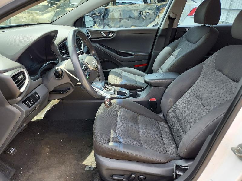 2017 HYUNDAI IONIQ SEL — Фото 7 из 12