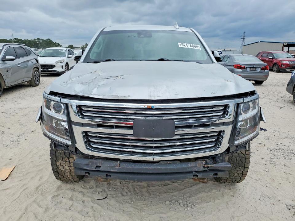 2019 CHEVROLET SUBURBAN K1500 LT — Фото 5 из 13