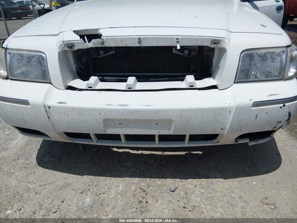 2MEFM75V28X623353 2008 MERCURY GRAND MARQUIS photo no. 6