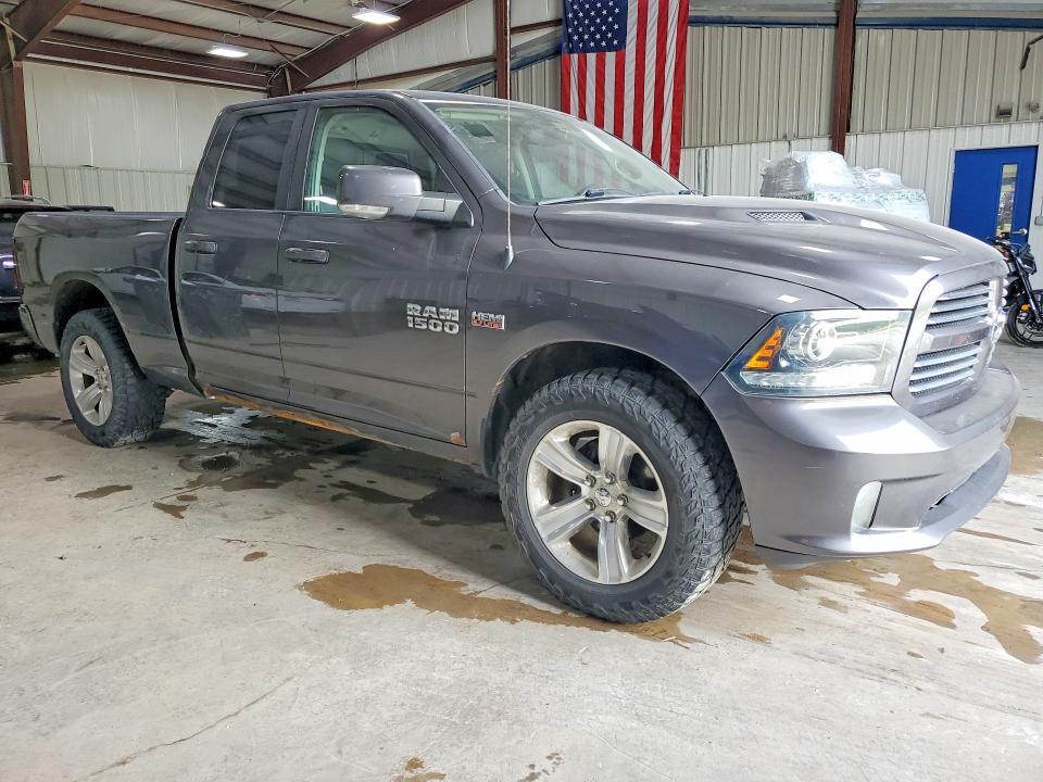 2015 RAM 1500 SPORT — Фото 4 из 12