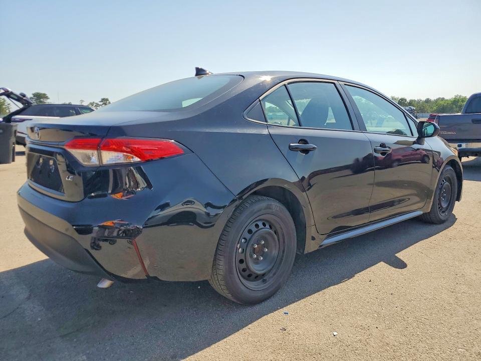 2025 TOYOTA COROLLA LE — Фото 3 из 13