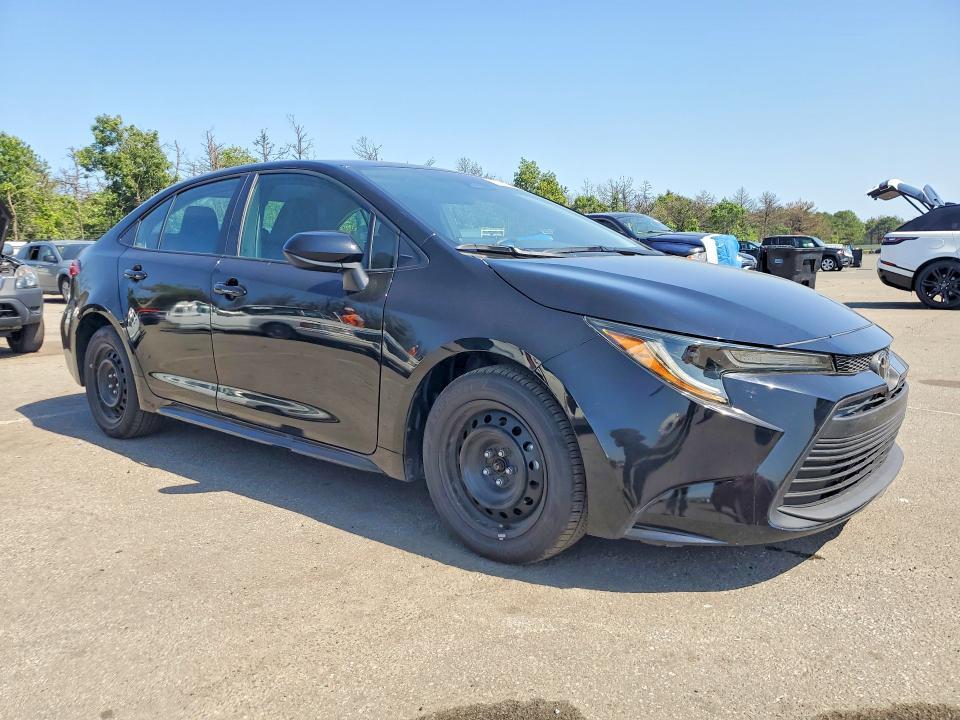 2025 TOYOTA COROLLA LE — Фото 4 из 13