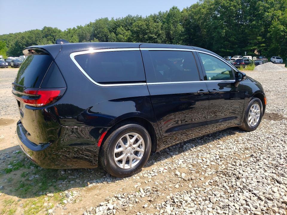 2026 CHRYSLER PACIFICA SELECT — Фото 3 из 13