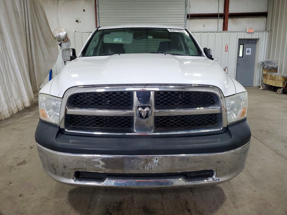 2010 DODGE RAM 1500 — Фото 5 из 12