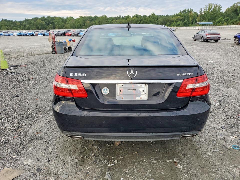 2011 MERCEDES-BENZ E 350 BLUETEC — Фото 6 из 12