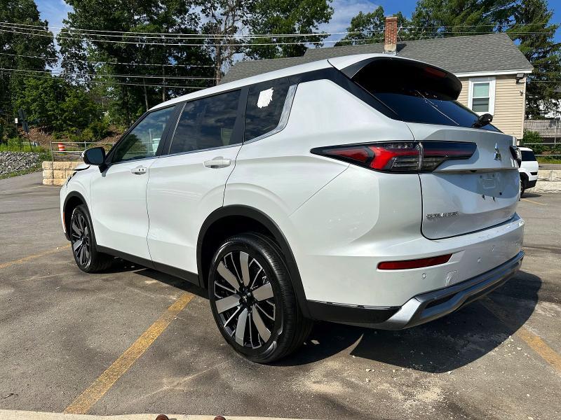 2025 MITSUBISHI OUTLANDER SE — Фото 2 из 10