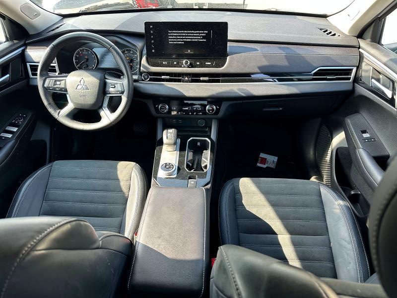 2025 MITSUBISHI OUTLANDER SE — Фото 8 из 10