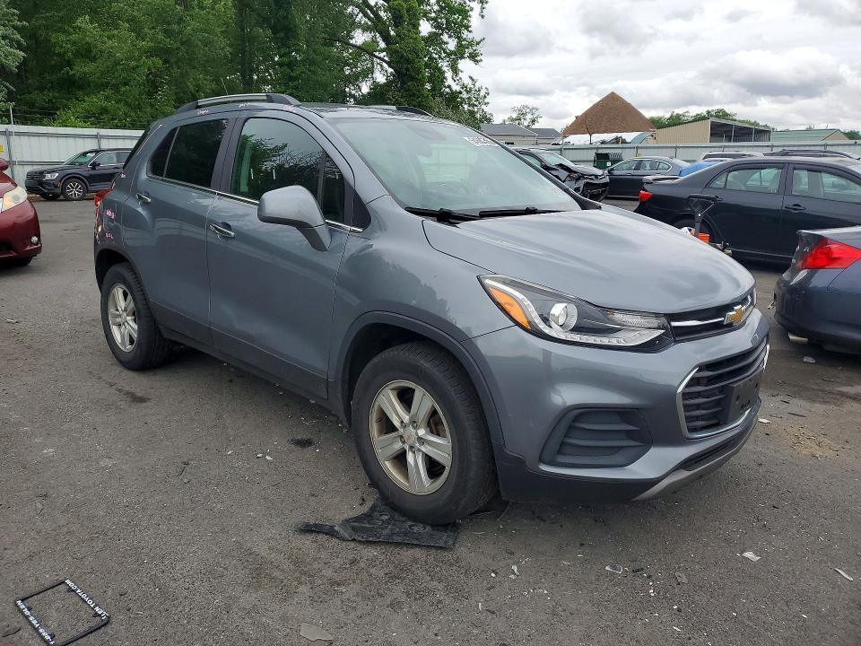 2019 CHEVROLET TRAX 1LT — Фото 4 из 12