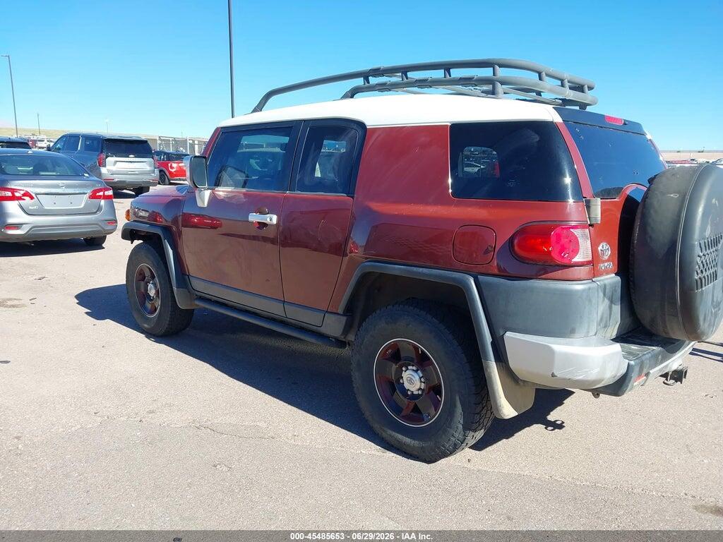 JTEBU11F28K003130 2008 TOYOTA FJ CRUISER photo no. 3