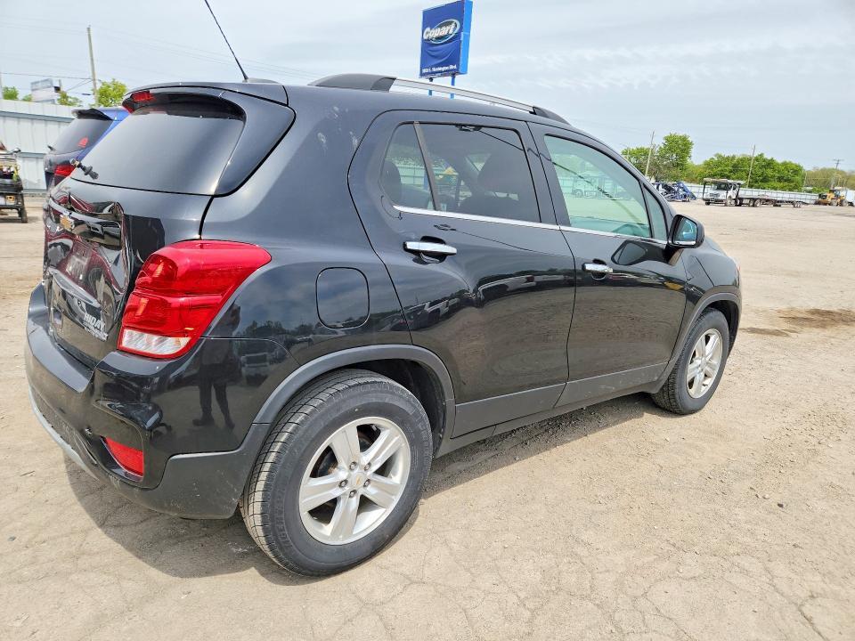 2019 CHEVROLET TRAX 1LT — Фото 3 из 12