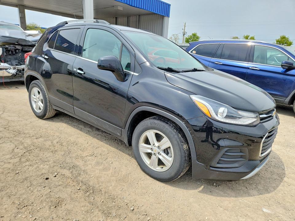2019 CHEVROLET TRAX 1LT — Фото 4 из 12