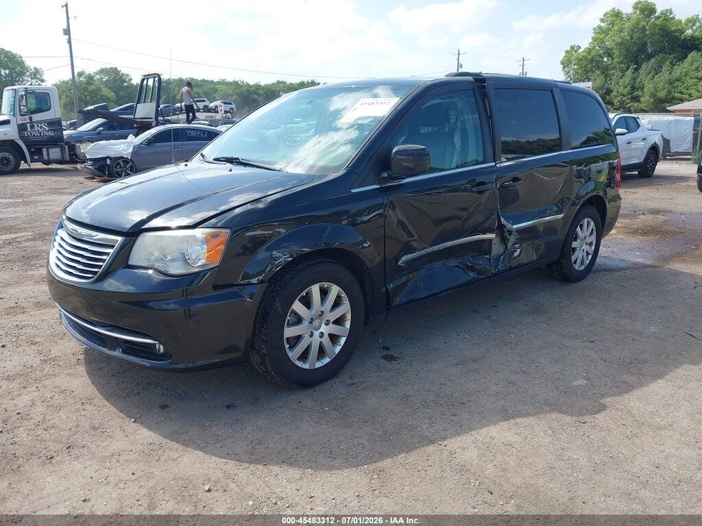 2C4RC1BG8DR756332 2013 CHRYSLER TOWN & COUNTRY photo no. 2