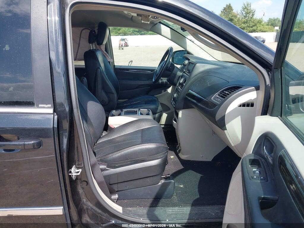 2C4RC1BG8DR756332 2013 CHRYSLER TOWN & COUNTRY photo no. 5