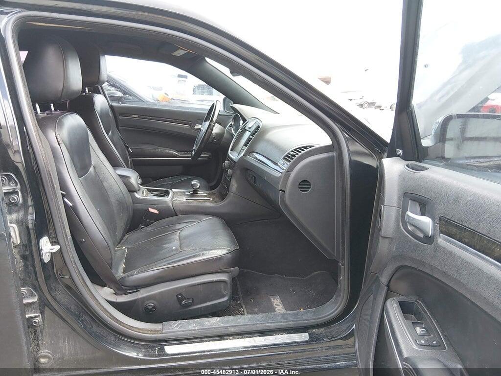 2C3CCAEG9EH379751 2014 CHRYSLER 300C photo no. 5