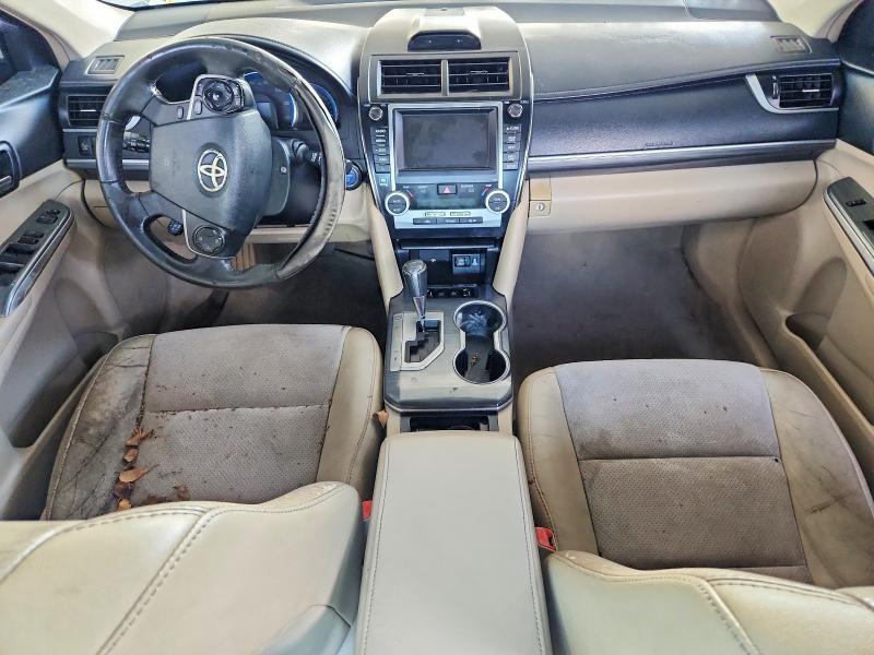 2013 TOYOTA CAMRY HYBRID XLE — Фото 8 из 12