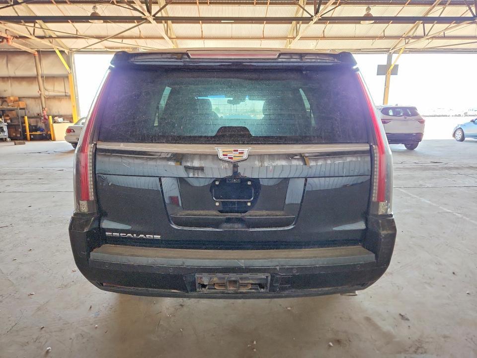 2019 CADILLAC ESCALADE LUXURY — Фото 6 из 12