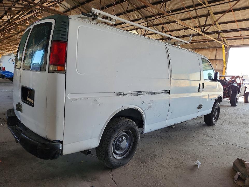 1999 CHEVROLET EXPRESS G3500 — Фото 3 из 13